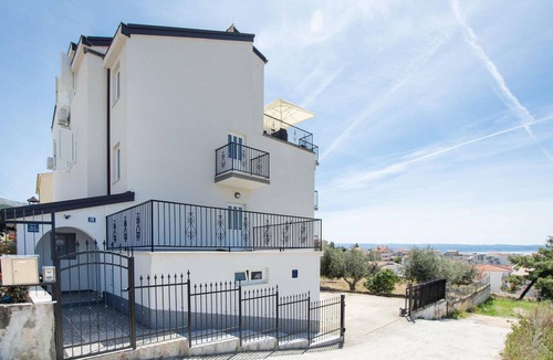 Podstrana Apartment | 3 bedroom cozy apartment in Podstrana