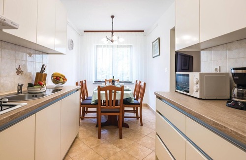 Veprinac Apartment | 3 bedroom cozy apartment in Veprinac