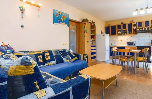 Central Dalmatia Apartment | 3 bedroom gorgeous apartment in Duce