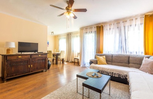 Blato na Cetini House | 3 Bedroom Lovely Home In Blato Na Cetini