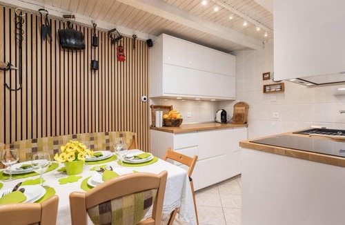 Miholascica House | 3 bedroom luxurious home in Miholascica