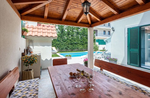 Mravince House | 3 bedroom nice home in Mravince