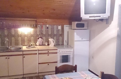 Privlaka Apartment | 3 bedrooms appartement at Privlaka 250 m away from the beach with sea view enclosed garden and wifi