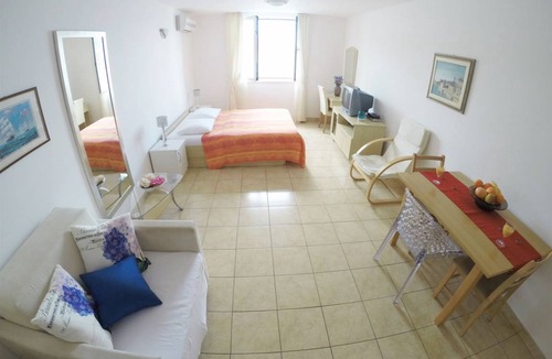 Vinjerac Apartment | 30 m² Apartment ∙ 2 guests