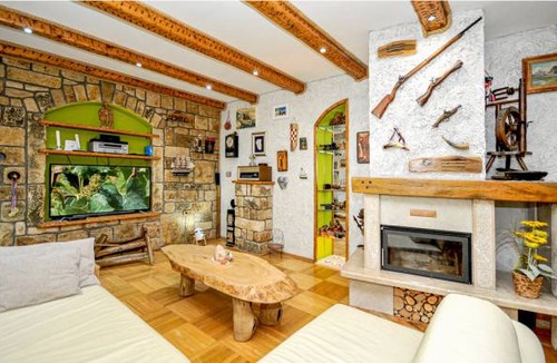 Plano House | 4 bedroom accommodation in Trogir