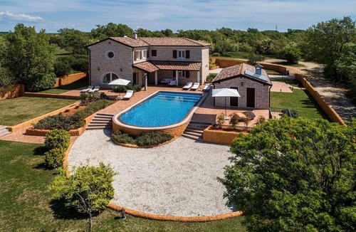 Cabrunici House | 4 bedroom accommodation in Vodnjan