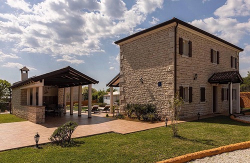 Cabrunici House | 4 bedroom accommodation in Vodnjan