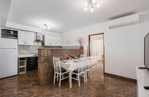 Martinski House | 4 bedroom accommodation in Labin