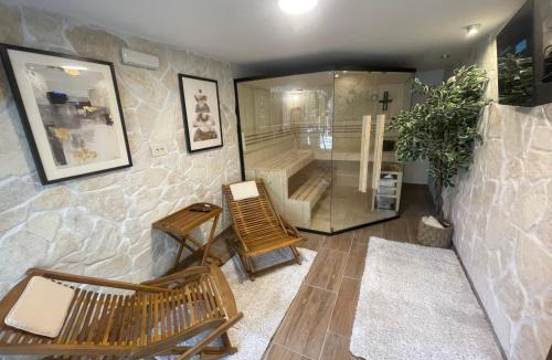 Veljun House | 4 TREES Holiday House