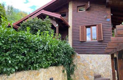 Veljun House | 4 TREES Holiday House