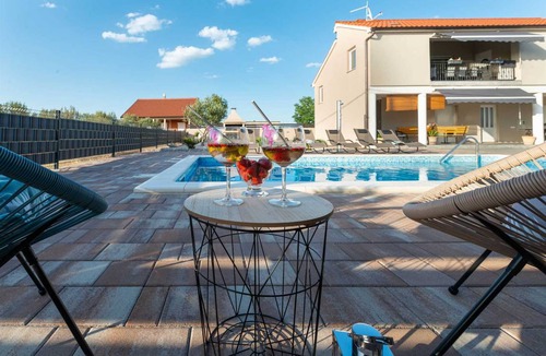 Pristeg Villa | 4 Villa Silentium with pool