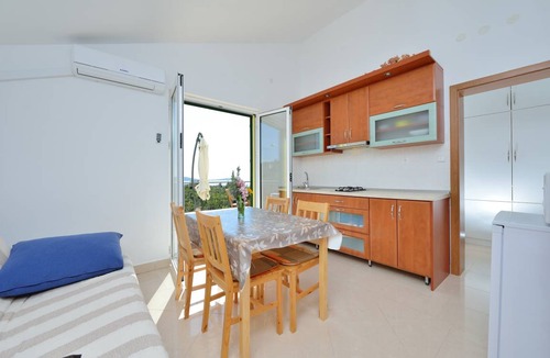 Vinisce Apartment | 40 m² Apartment ∙ 1 bedroom ∙ 5 guests