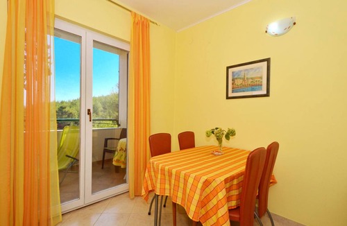 Municipality of Trogir Apartment | 43 m² Apartment ∙ 2 bedrooms ∙ 5 guests
