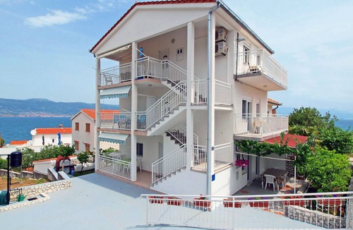 Municipality of Trogir Apartment | 45 m² Apartment ∙ 2 bedrooms ∙ 4 guests