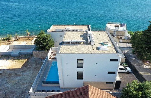 Maslenica Apartment | 5 AdAstra Penthouse with a sea view