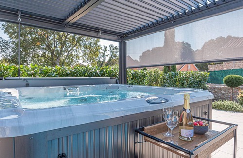 Drnis House | 5 bedroom accommodation in Drnis