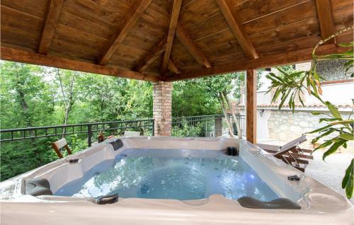 Sveti Vid Dobrinjski House | 5 Bedroom Awesome Home In Dobrinj