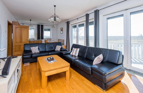 Svajcarnica House | 5 bedroom lake front home in Ceminac