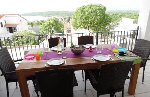 Njivice Villa | 5*luxury family vacation with priv. Saltwater pool, barbecue, sun & sea view 4+2