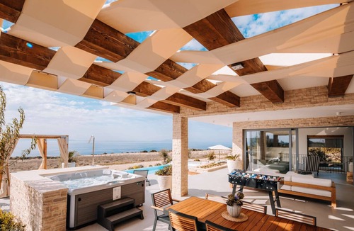Novalja Villa | 5* Luxury Seaview Villa Plant 6 with pool