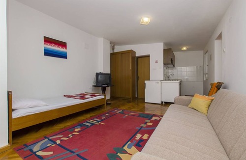 Jadrtovac Apartment | 50 m² Apartment ∙ 1 bedroom ∙ 4 guests