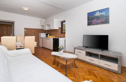 Tijesno Apartment | 50 m² Apartment ∙ 2 bedrooms ∙ 5 guests