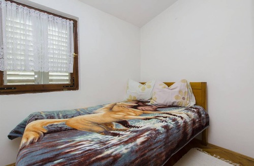 Jadrtovac Apartment | 50 m² Apartment ∙ 2 bedrooms ∙ 5 guests
