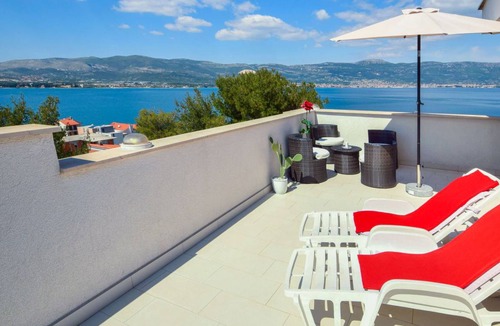 Municipality of Trogir Apartment | 55 m² Apartment ∙ 2 bedrooms ∙ 4 guests