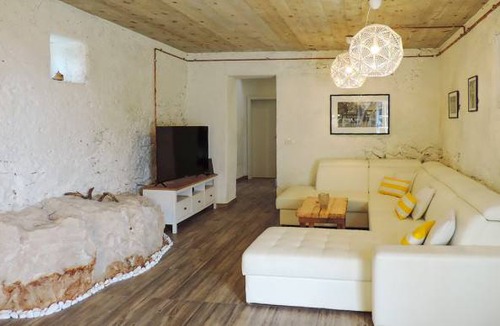 Martinski House | 6 bedroom accommodation in Labin