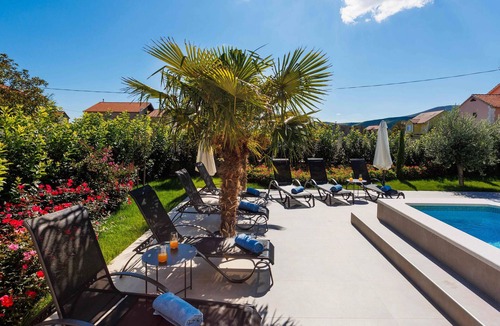 Sinj House | 6 bedroom stunning home in Sinj