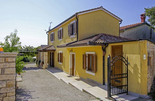 Debeljuhi House | 82 m² House ∙ 2 bedrooms ∙ 4 guests