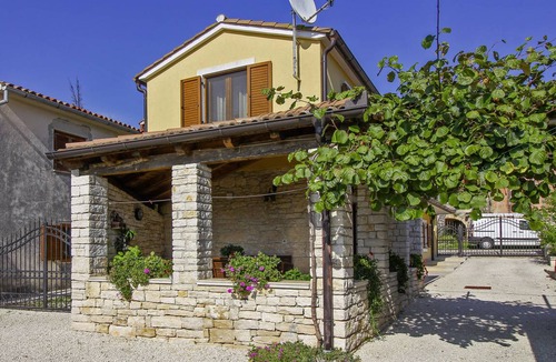 Debeljuhi House | 82 m² House ∙ 2 bedrooms ∙ 4 guests