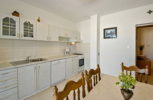 Krusevo House | 95 m² House ∙ 3 bedrooms ∙ 8 guests