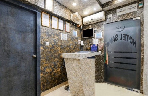 Taltala Hotel | A couple friendly budget guest house at central Kolkata in Esplanade area