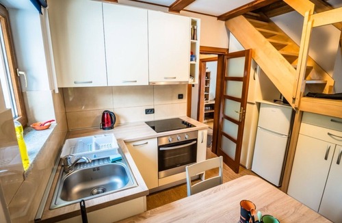 Ravna Gora Ski Chalet | A cozy chalet with large backyard and a spaces for socializing
