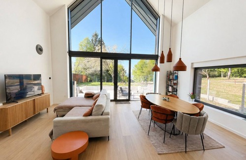 Presika House | A-frame forest retreat with bathtub and nature view
