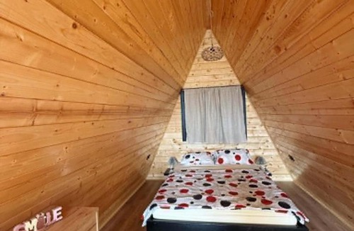 Duga Resa Ski Chalet | A-Frame Mrežnica