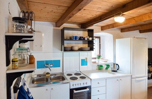 Rava House | A vacation home suitable for families located on an island in the Croatian Adriatic Sea.
