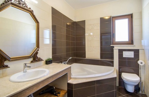 Brkac Villa | Activity villa Montebello with pool in Motovun