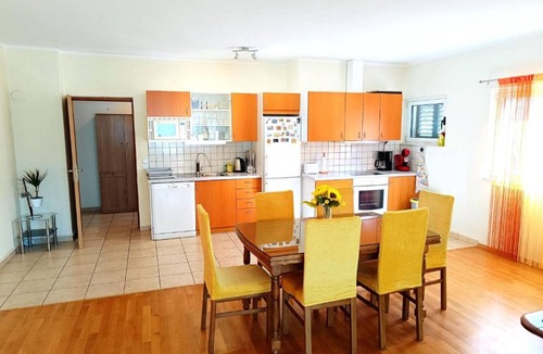 Kastel Stafilic Apartment | Adam Apartment Near the Airport
