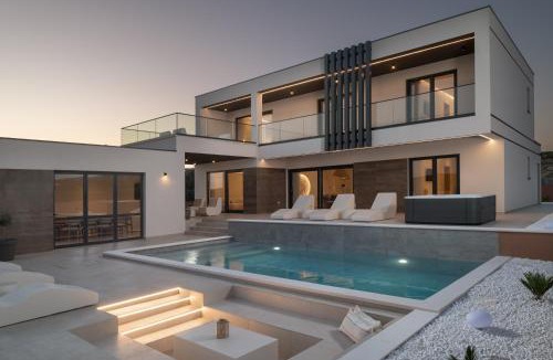 Debeljak Villa | Adiloté Luxury Villa