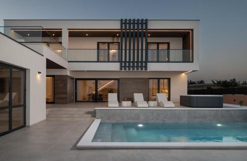 Debeljak Villa | Adiloté Luxury Villa