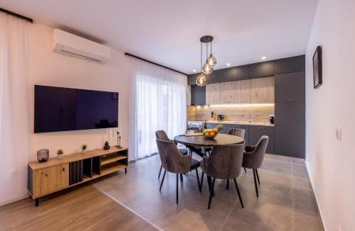 Kastel Stari Apartment | Adriatic Nest, Cozy and Modern Two Bedroom Apartment