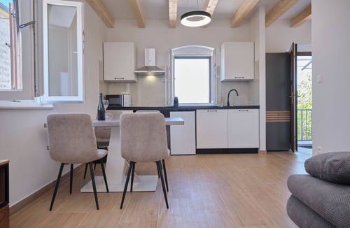 Businci Apartment | Adriatic Shell Apartment #2