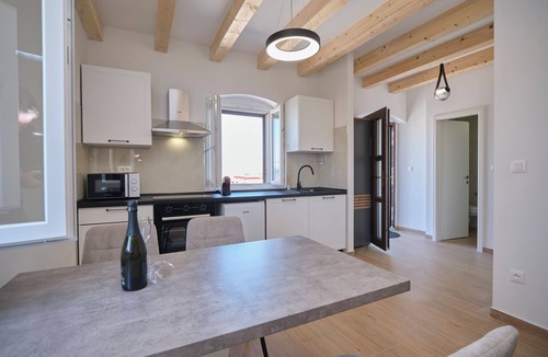 Businci Apartment | Adriatic Shell Apartment #2