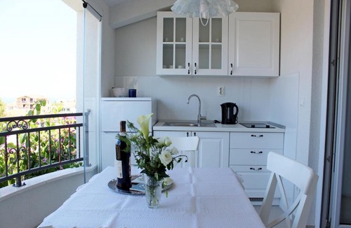 Vrpolje Apartment | Adriona apartments with parking