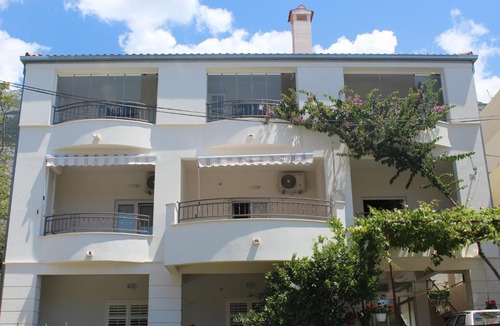 Vrpolje Apartment | Adriona apartments with parking