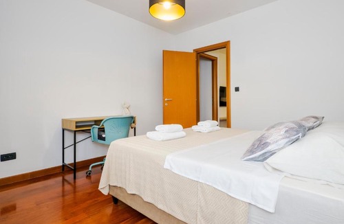 Bacvice Apartment | Airy 2-BR Apt w/Open Layout & Modern Design