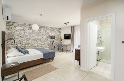 Novigrad Bed & Breakfast | Al Porto Suites