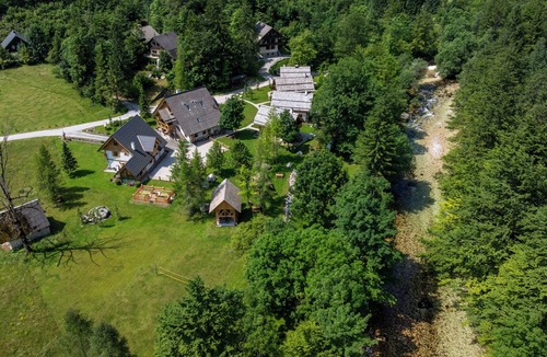 Ukanc Apartment | ALPIK Chalets - Bohinj - A4 - Family Two-Bedroom Apartment - Terrace - Fireplace